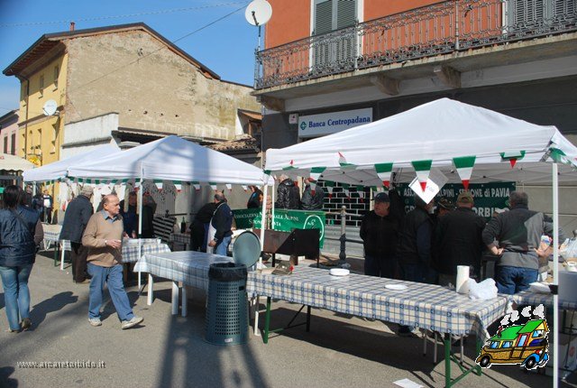 064 Lo Stand degli Alpini